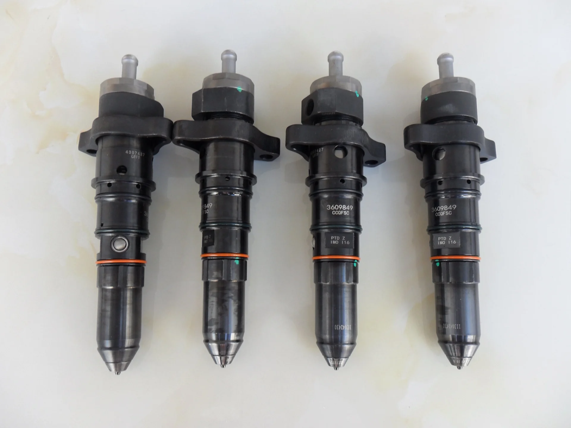cummins fuel injector c5686288